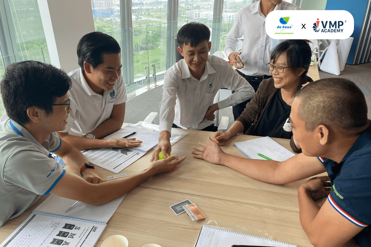 Tiếp nối chuỗi đào tạo kỹ năng thiết yếu cho quản lý dành riêng cho De Heus. Tiếp nối chuỗi đào tạo kỹ năng thiết yếu cho quản lý dành riêng cho De Heus.