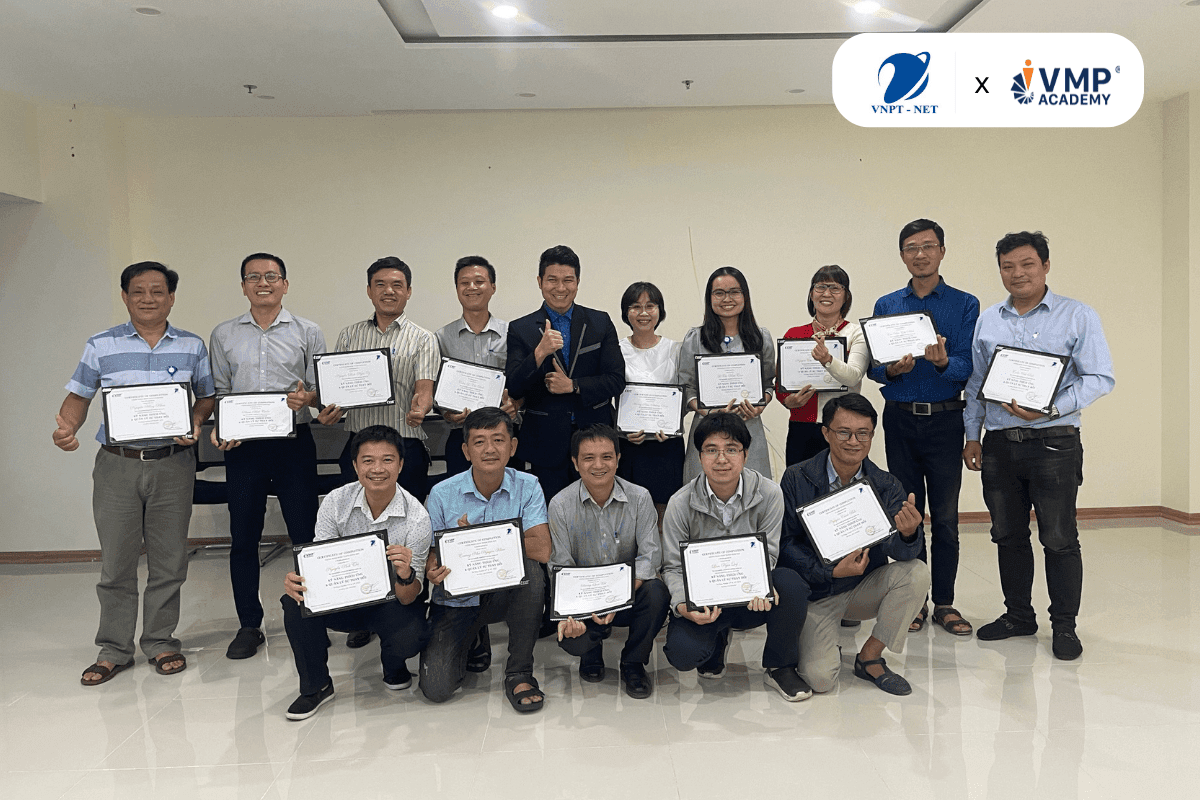 Chốt tuần với khóa học dành riêng cho VNPT. Chốt tuần với khóa học dành riêng cho VNPT.